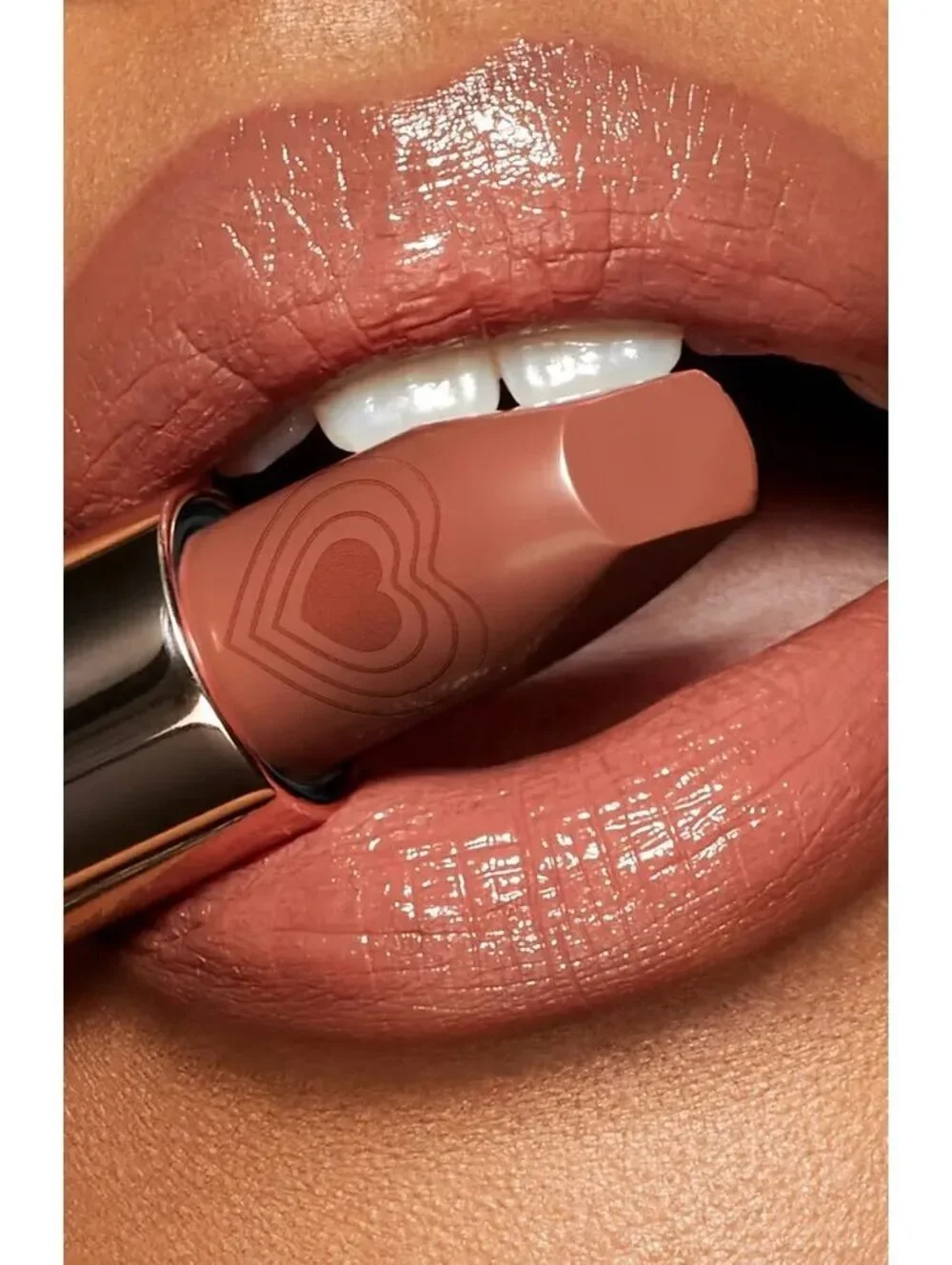 Charlotte Tilbury K.I.S.S.I.N.G Nude Romance Lipstick – New in Box